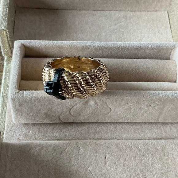 NORDSTROM RACK Textured Wide Band Ring - Picture 5 of 10